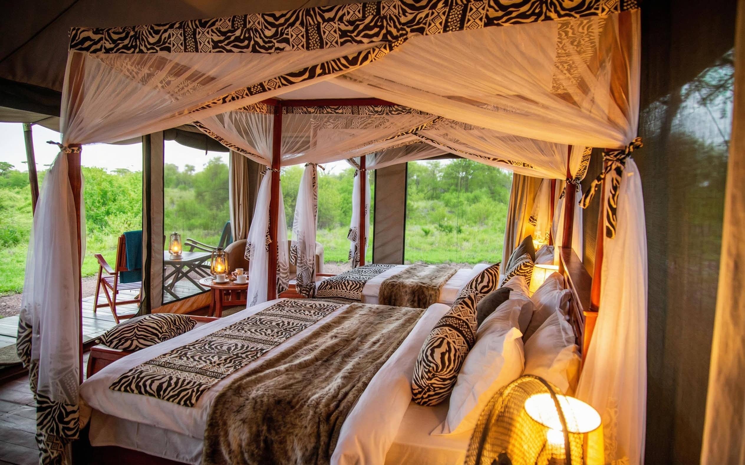 Mid-range tented safari lodge in Tanzania